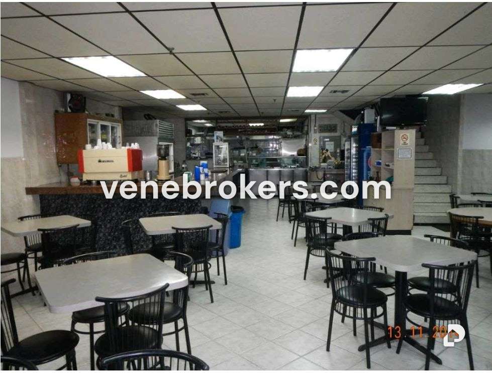 Local comercial en La Urbina, Caracas – 4