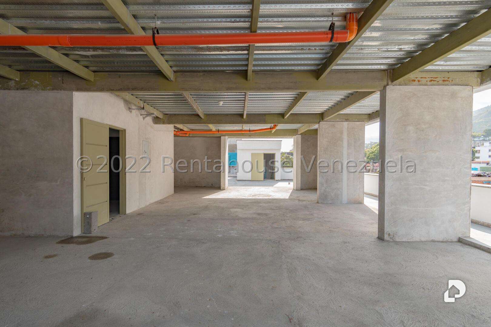 Local comercial en La Florida, Caracas – 11
