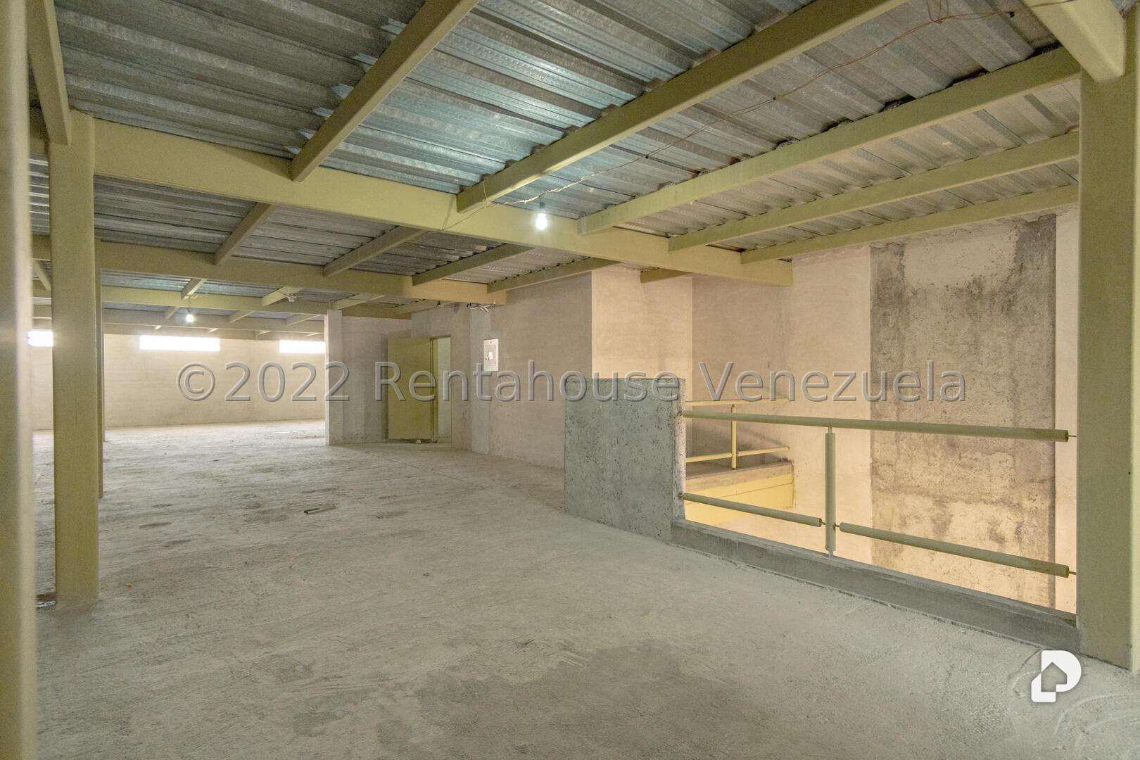 Local comercial en La Florida, Caracas – 21