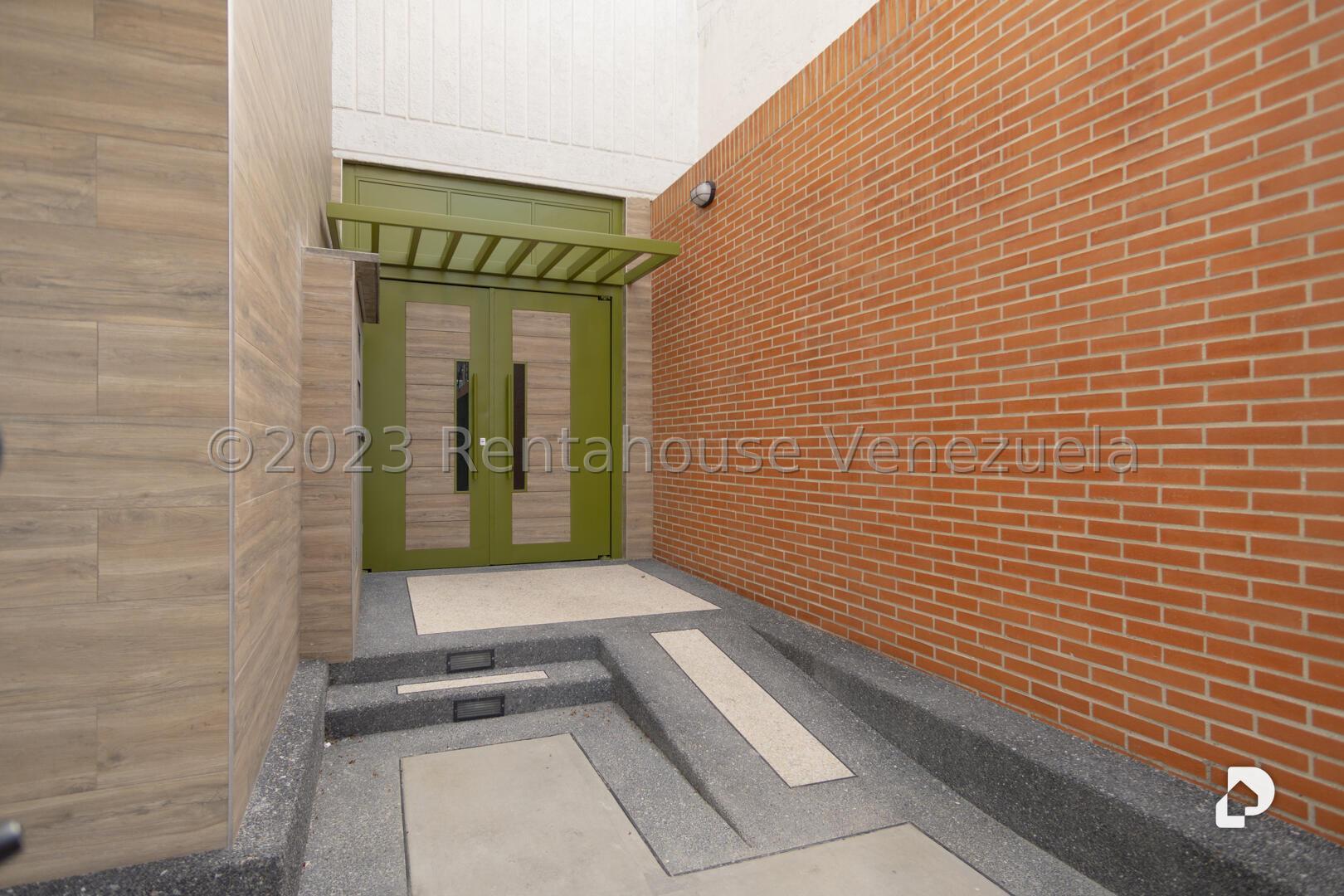 Local comercial en La Florida, Caracas – 3
