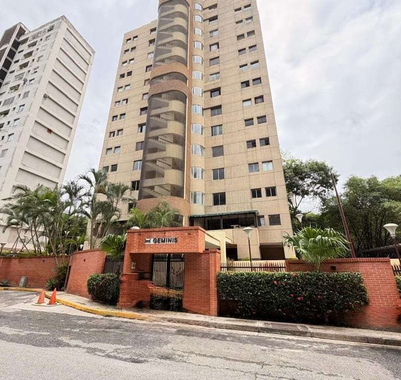 Apartamento en Cerro Verde, Caracas - 1
