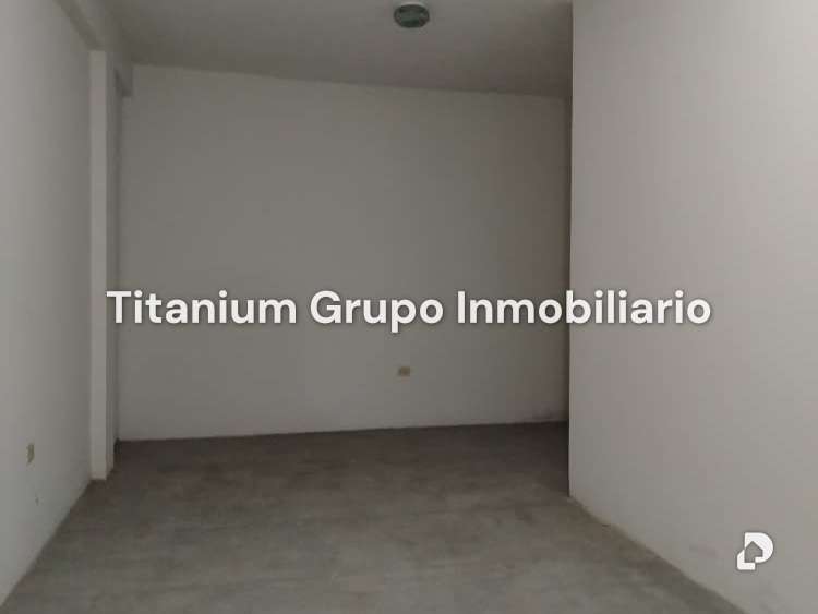 Local comercial en Los Guajiros, Valencia – 6