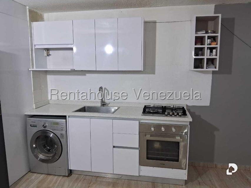 Apartamento en Los Naranjos Humboldt, Caracas – 4