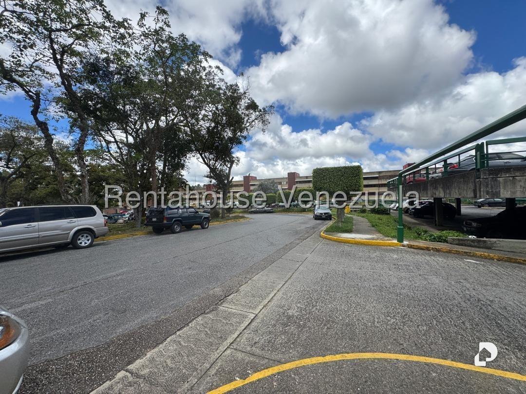 Apartamento en La Rosaleda, San Antonio de Los Altos – 5