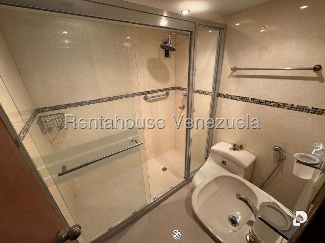Apartamento en La Rosaleda, San Antonio de Los Altos – 7