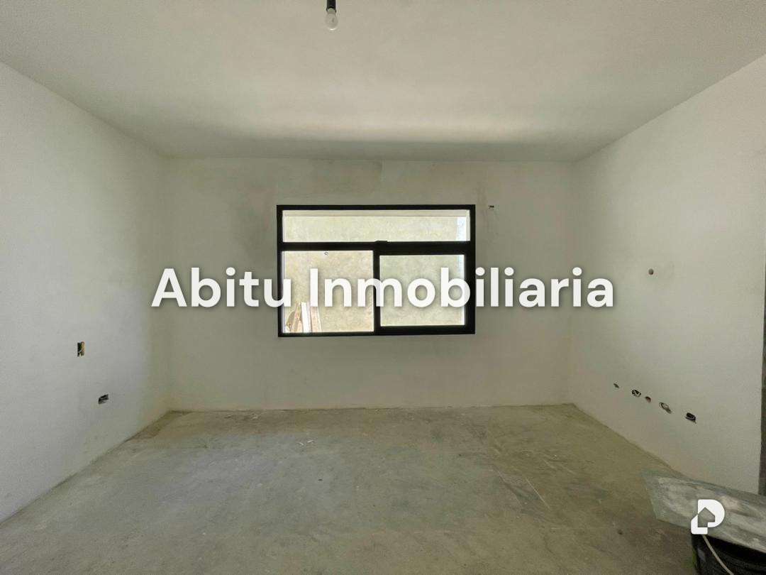 Casa en La Floresta, Caracas – 15