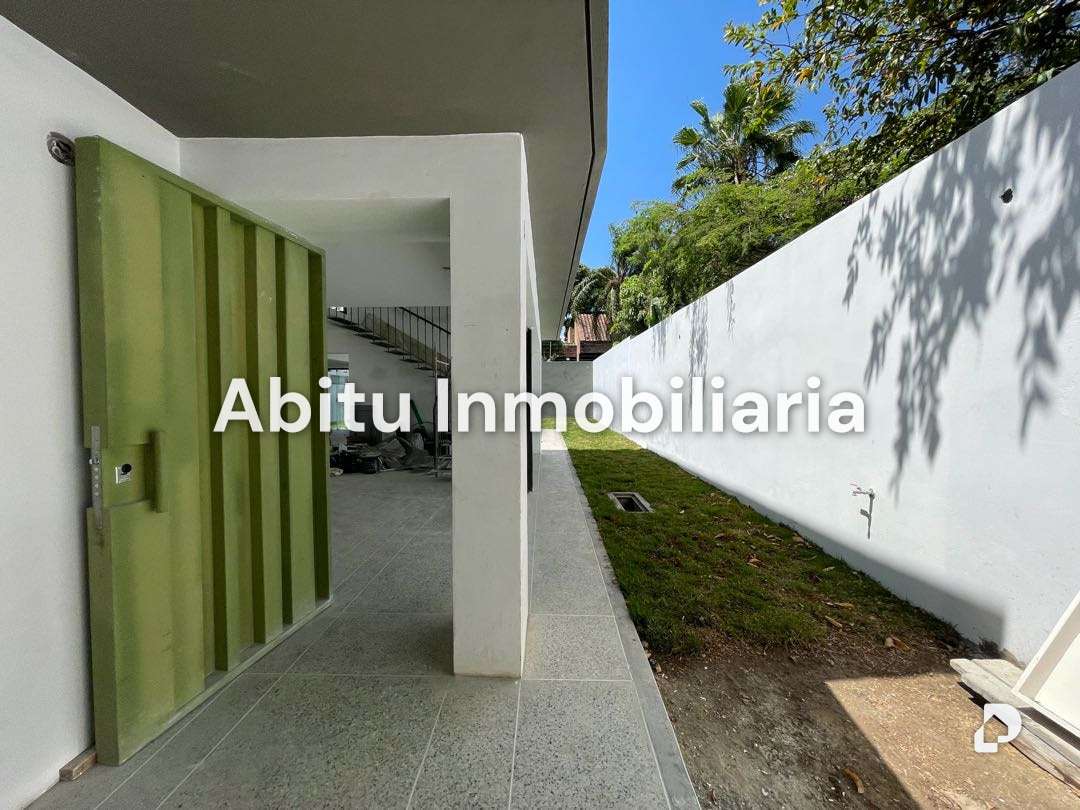 Casa en La Floresta, Caracas – 32