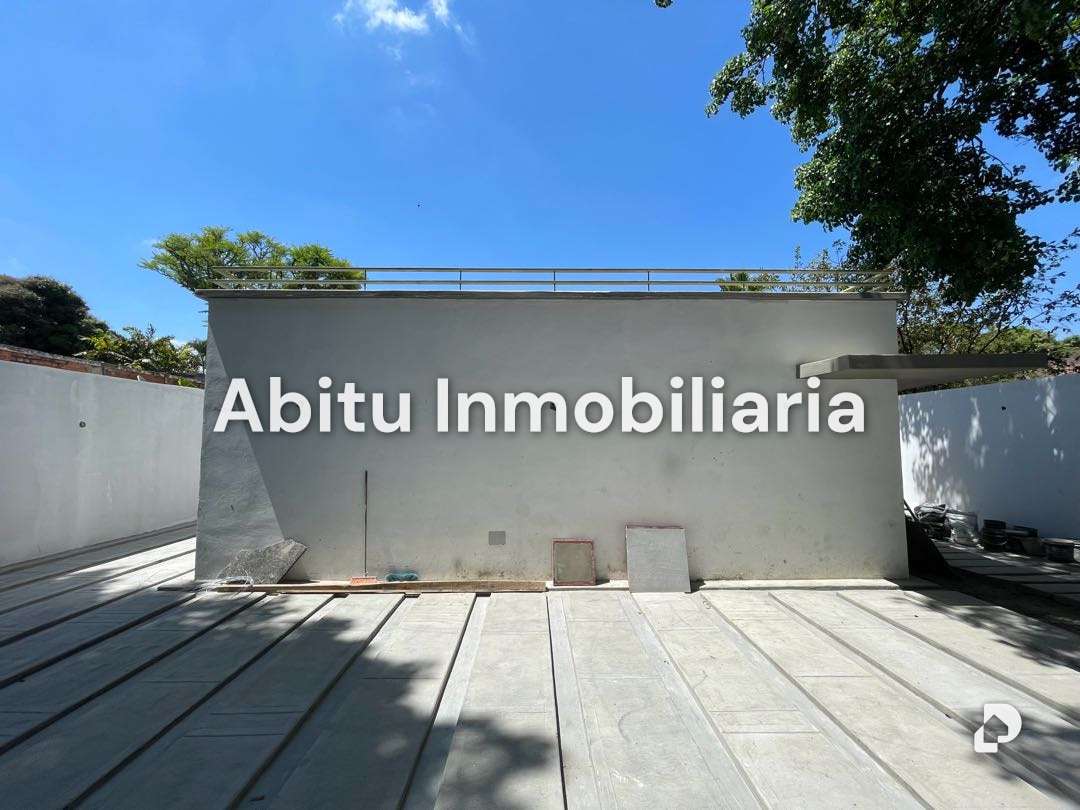 Casa en La Floresta, Caracas – 28