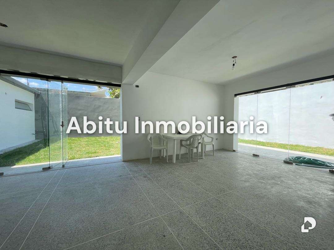 Casa en La Floresta, Caracas – 34