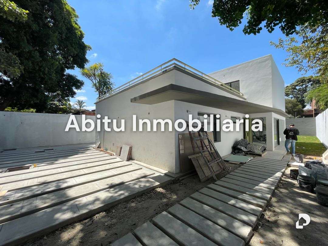 Casa en La Floresta, Caracas – 25