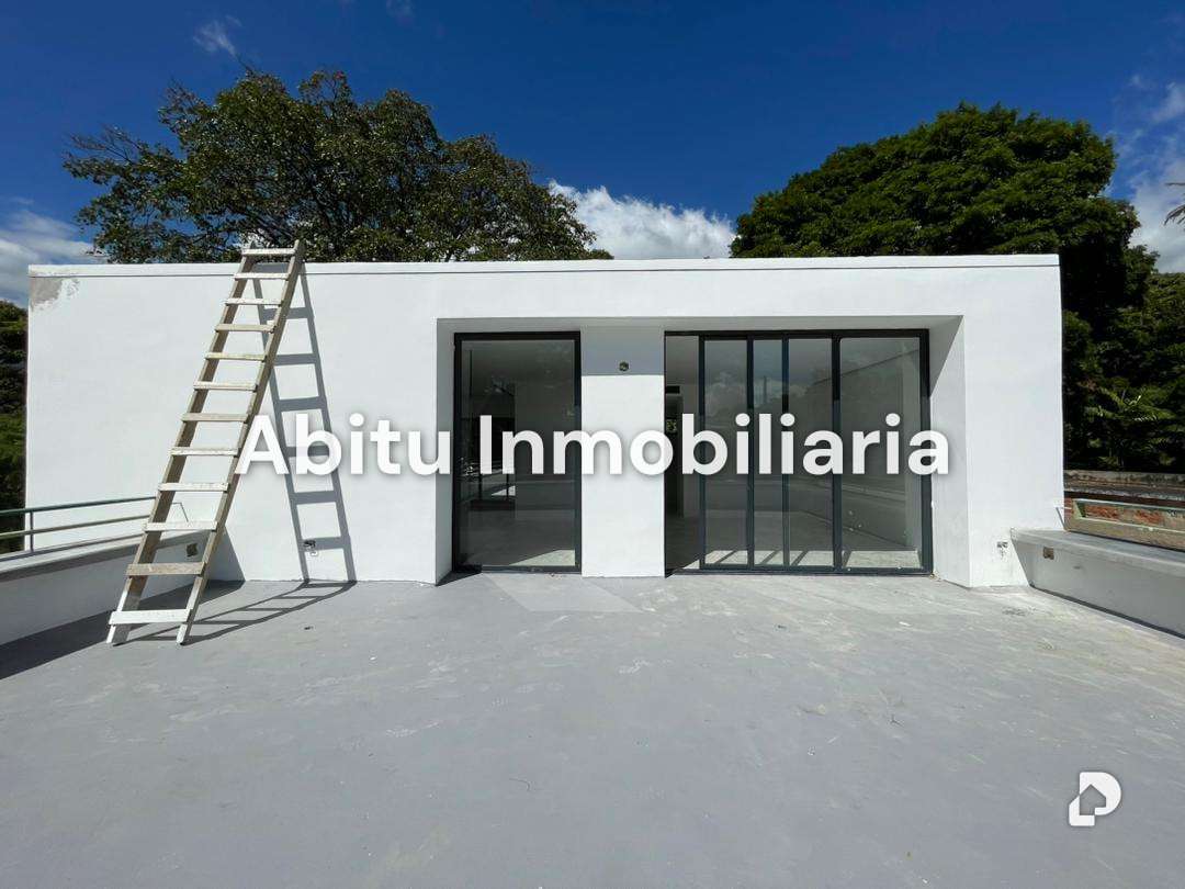 Casa en La Floresta, Caracas – 9