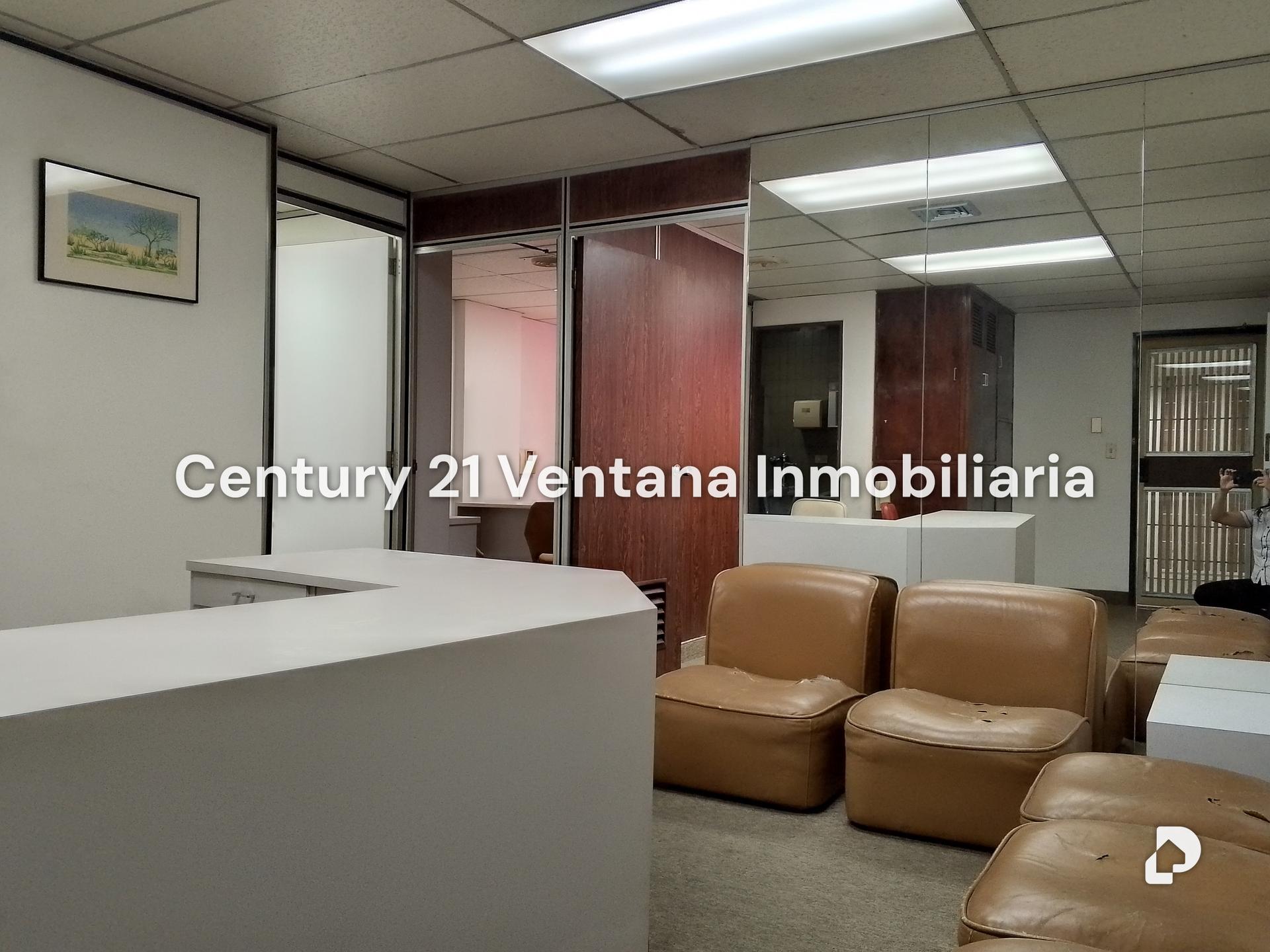 Oficina en Plaza Venezuela, Caracas – 1