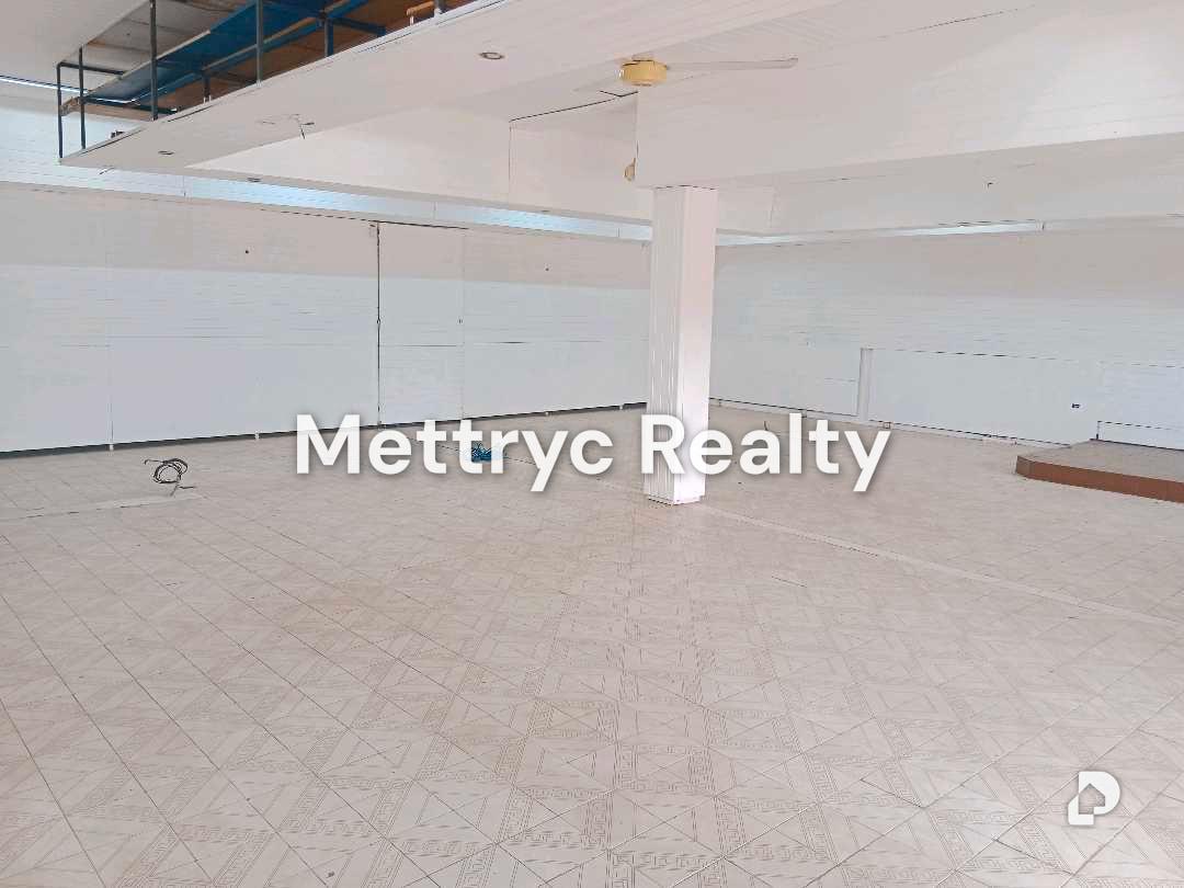 Local comercial en San Diego, Valencia – 4