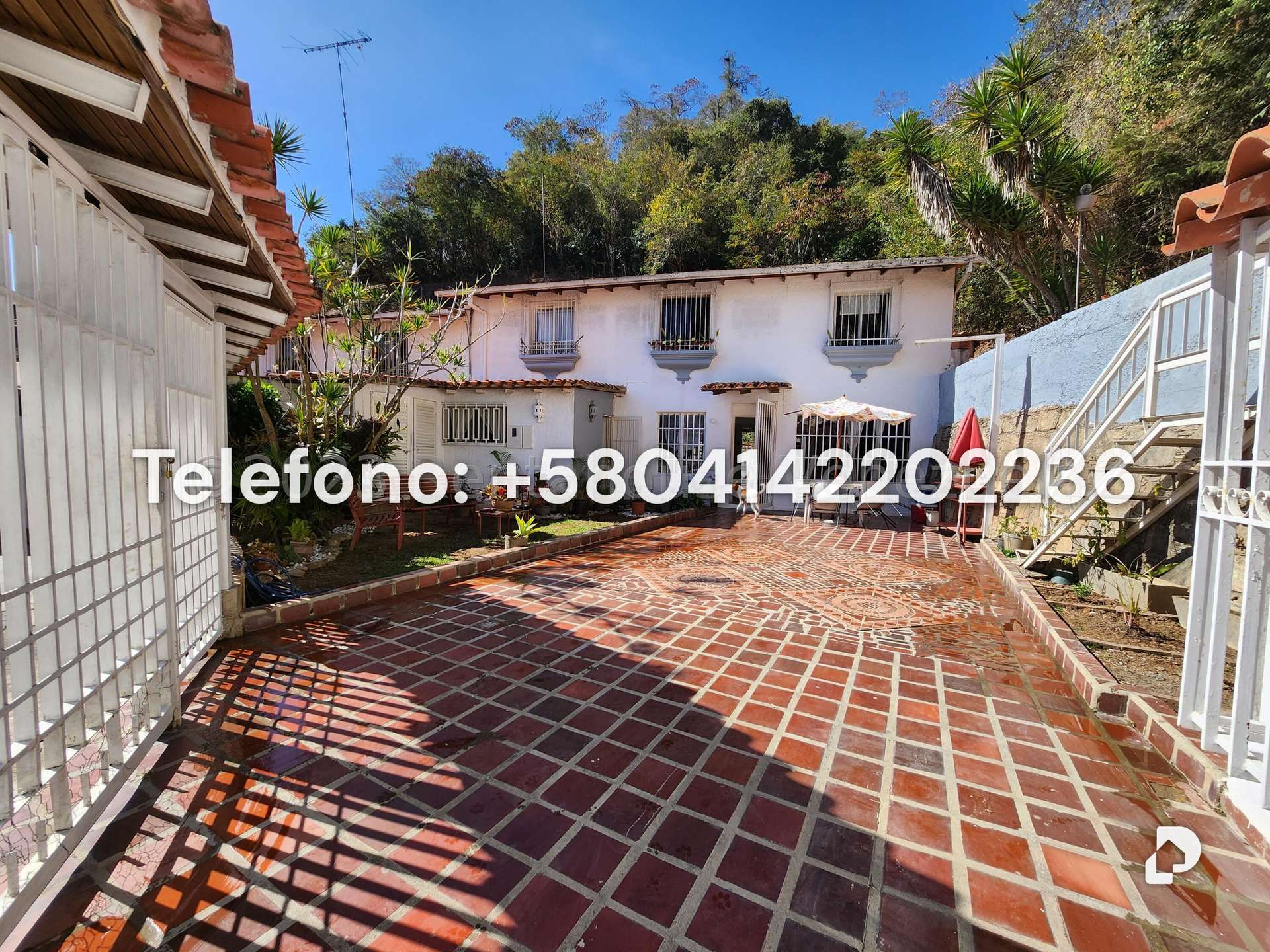 House in Colinas de La California, Caracas – 2