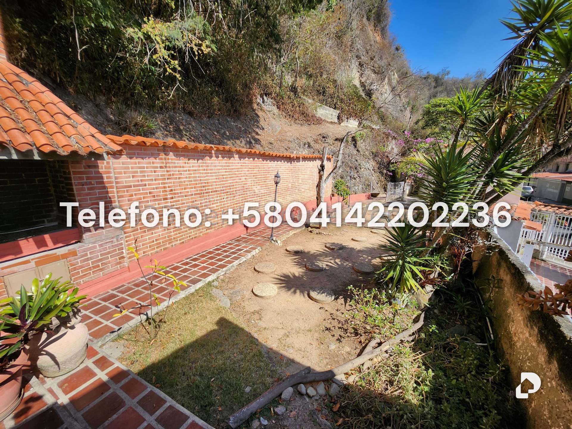House in Colinas de La California, Caracas – 38