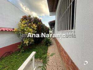 Casa en Prados del Este, Caracas – 16
