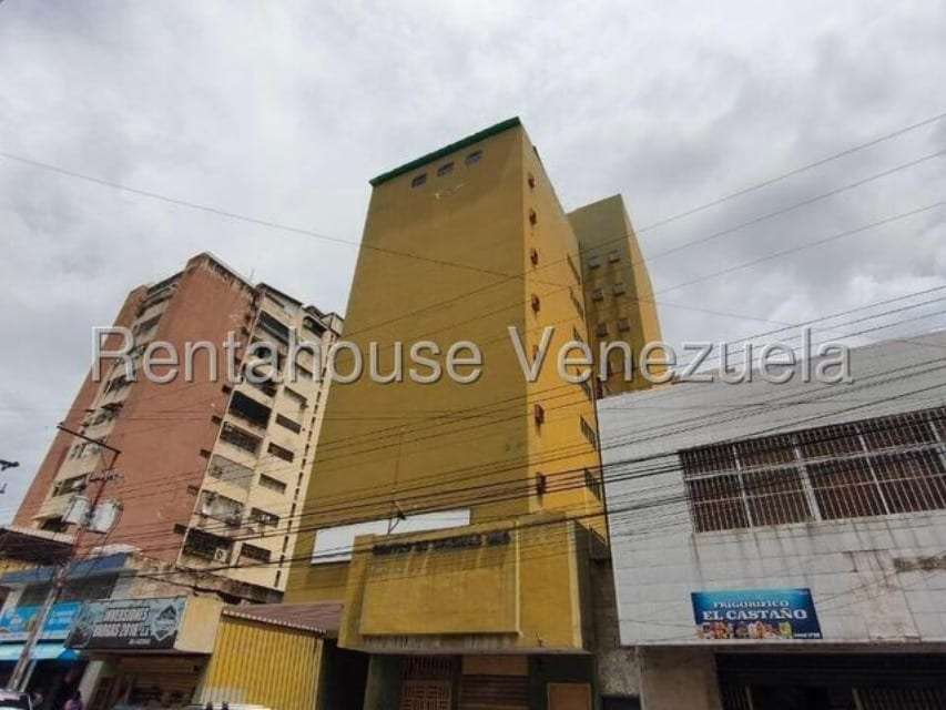 Oficina en Centro, Maracay - 1