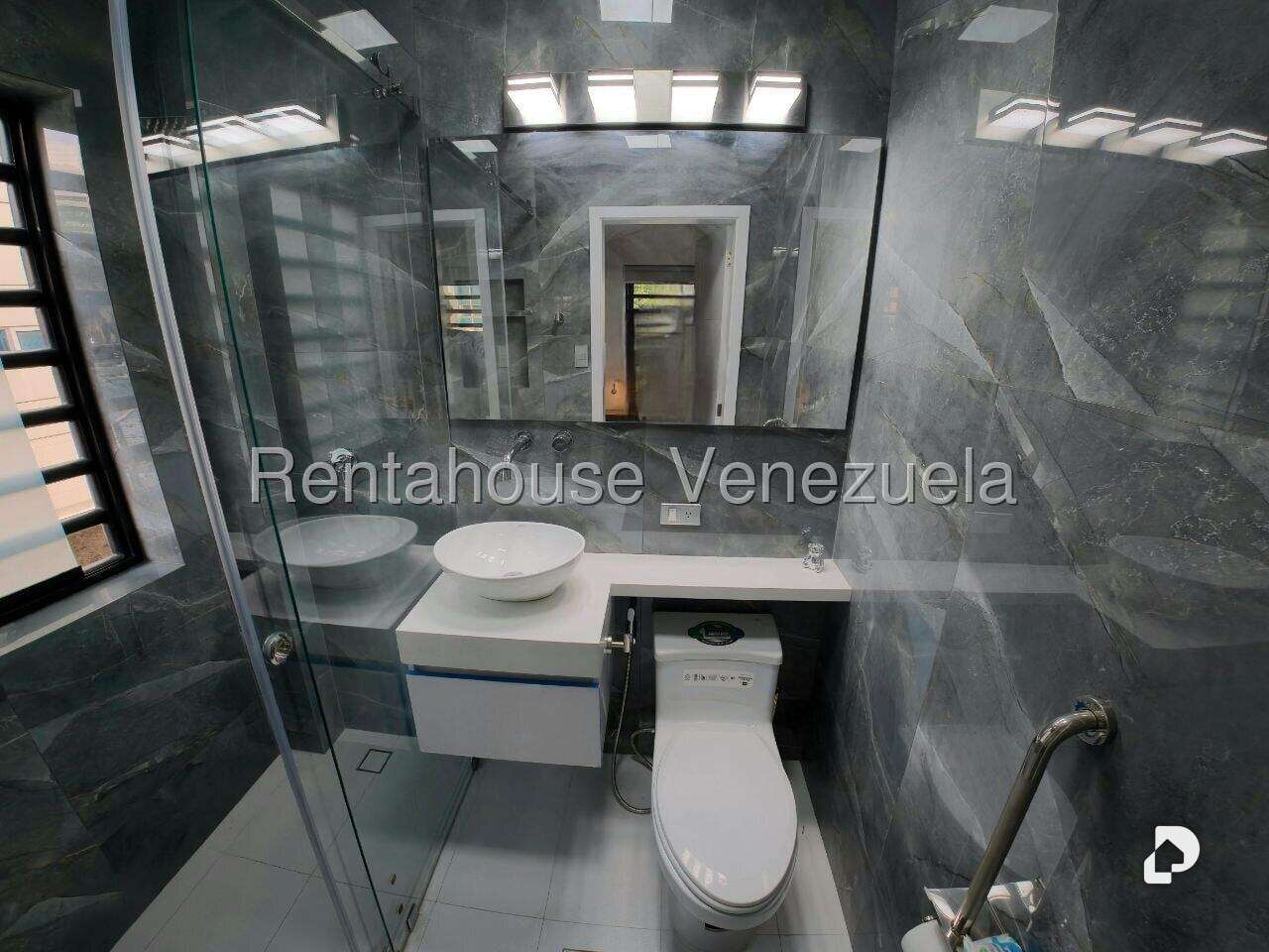 Apartment in Altamira, Caracas – 12