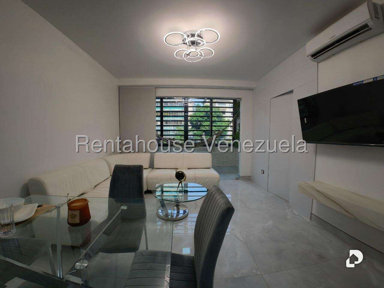Apartment in Altamira, Caracas – 3