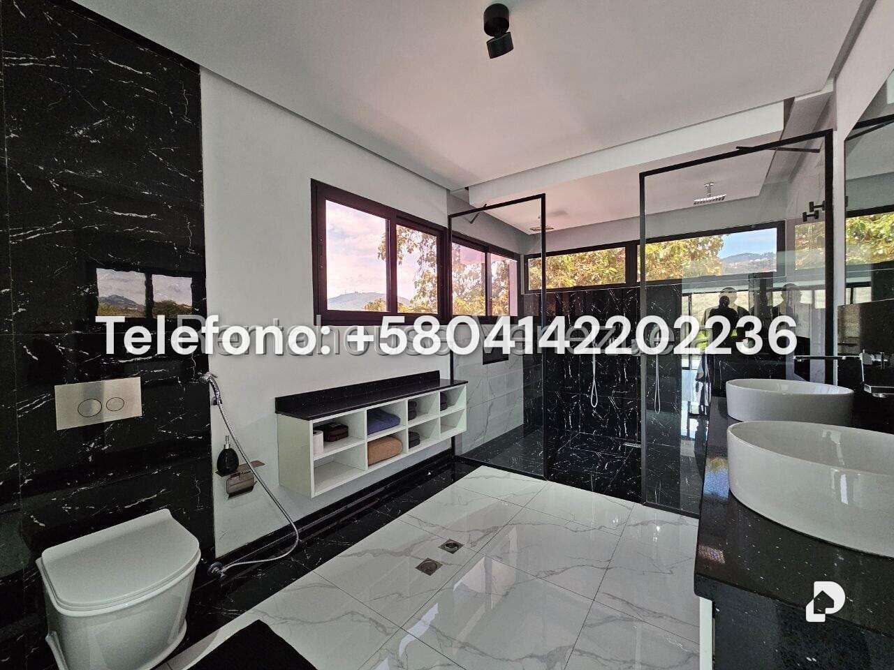 Casa en Prados del Este, Caracas – 22