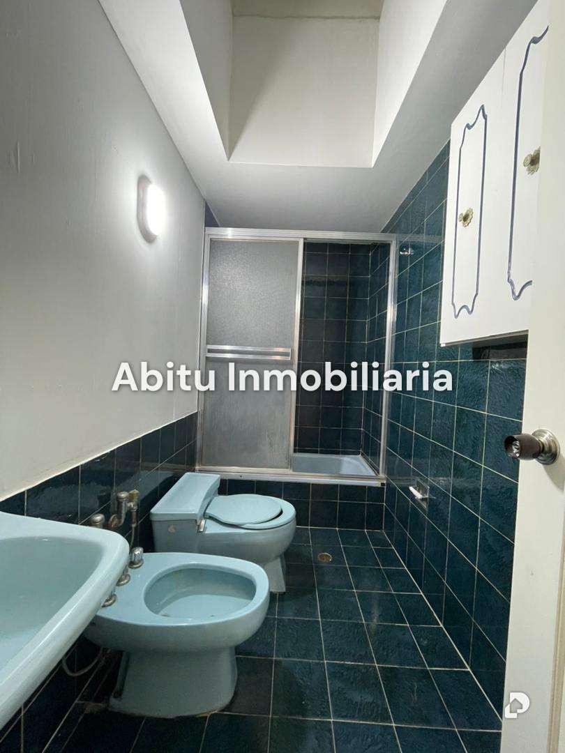 Apartment in Los Palos Grandes, Caracas – 12