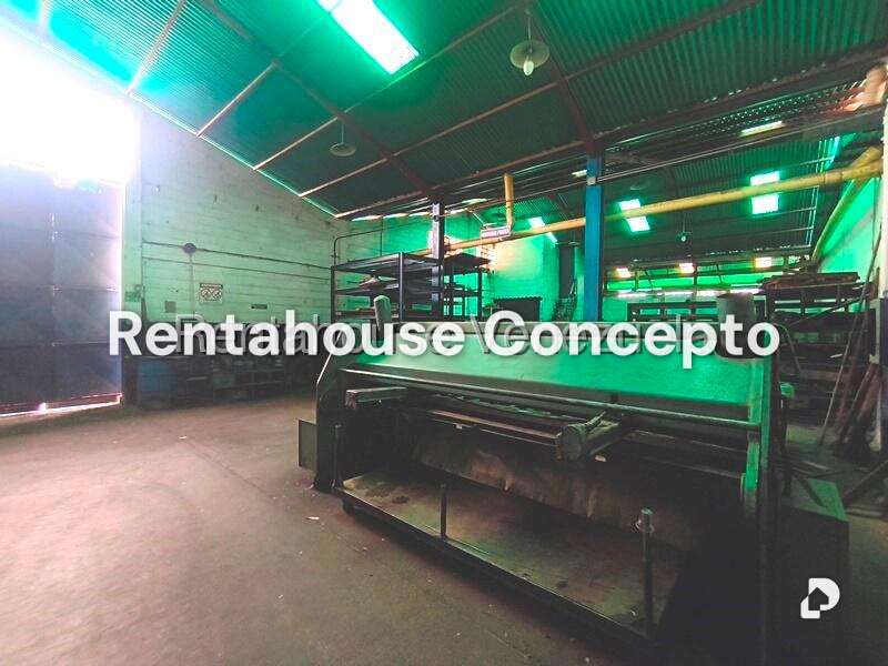 Local comercial en Flor Amarillo, Valencia – 6