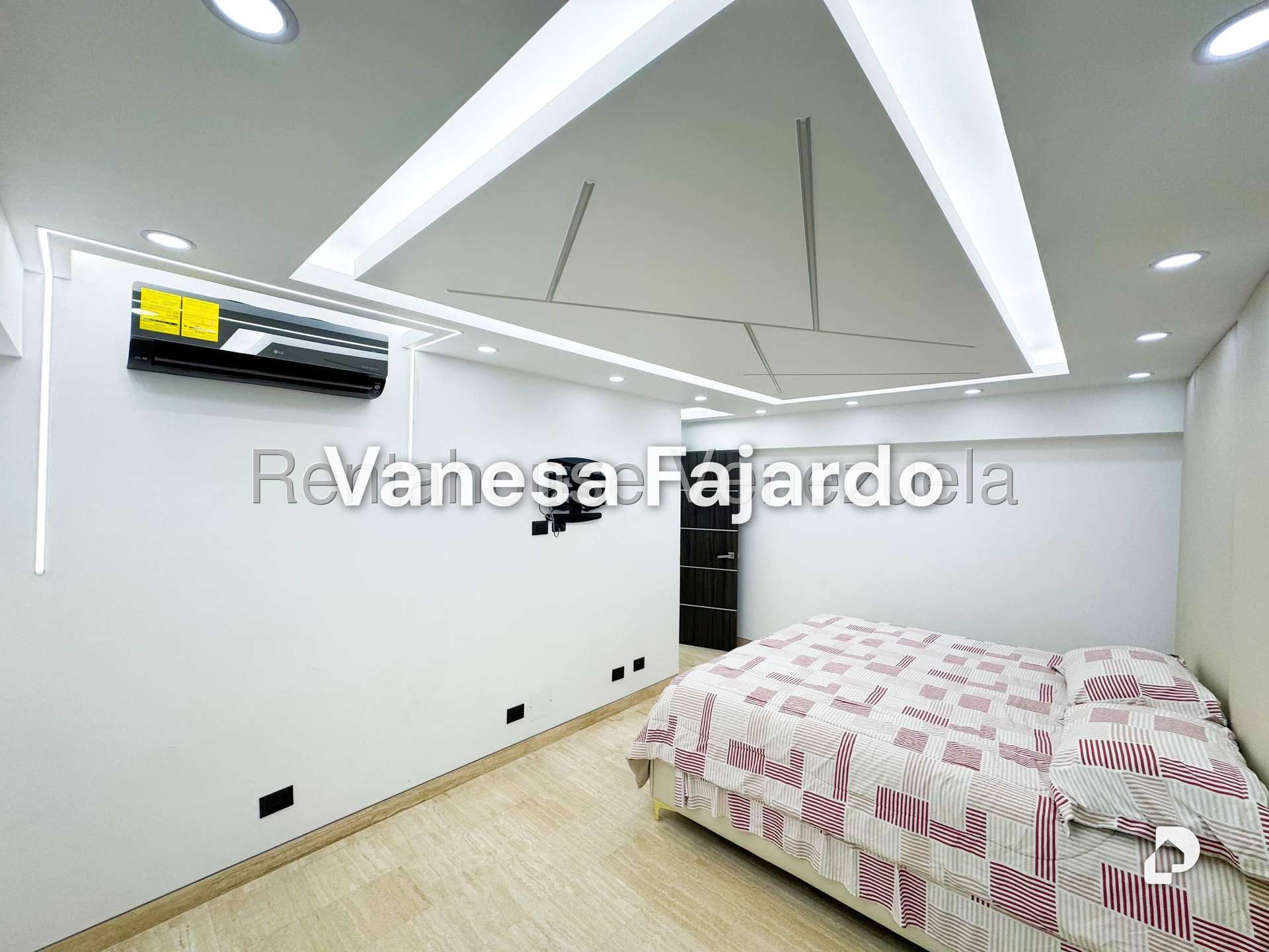 Apartamento en Las Mercedes, Caracas – 23