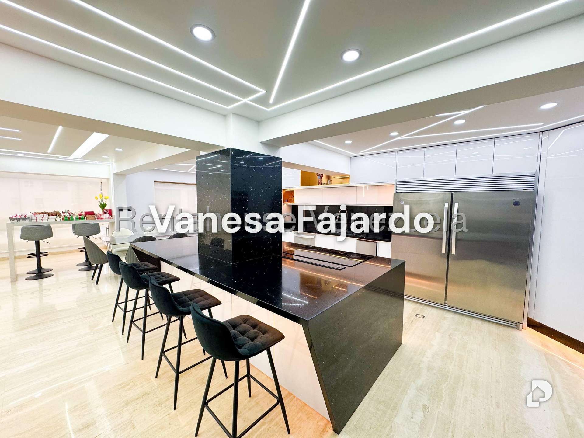 Apartamento en Las Mercedes, Caracas – 10