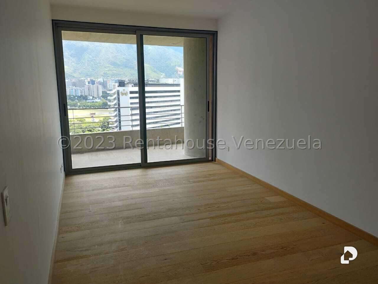 Apartamento en Lomas de Las Mercedes, Caracas – 24