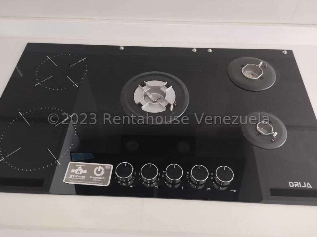 Apartamento en Lomas de Las Mercedes, Caracas