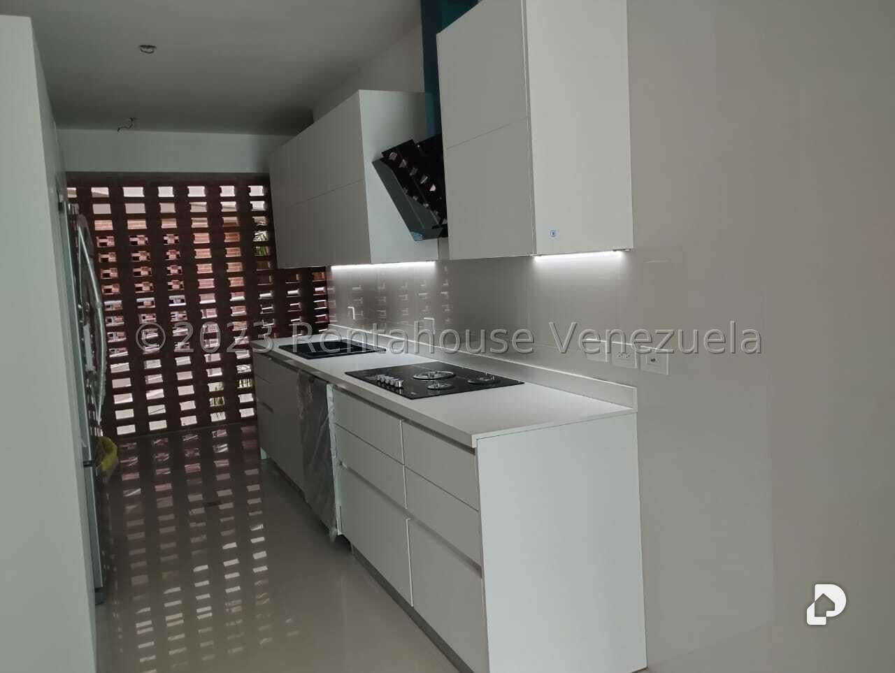 Apartamento en Lomas de Las Mercedes, Caracas – 16