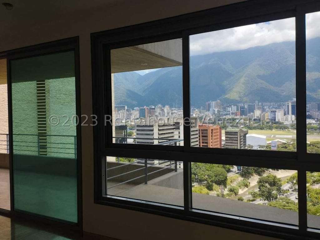 Apartamento en Lomas de Las Mercedes, Caracas