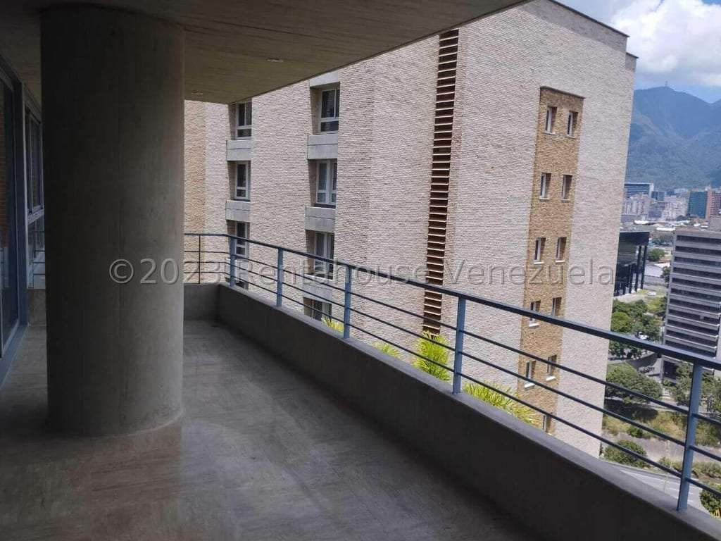 Apartamento en Lomas de Las Mercedes, Caracas