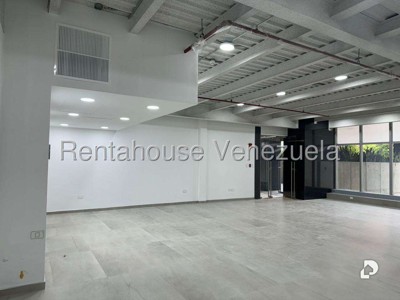 Local comercial en Las Mercedes, Caracas – 12