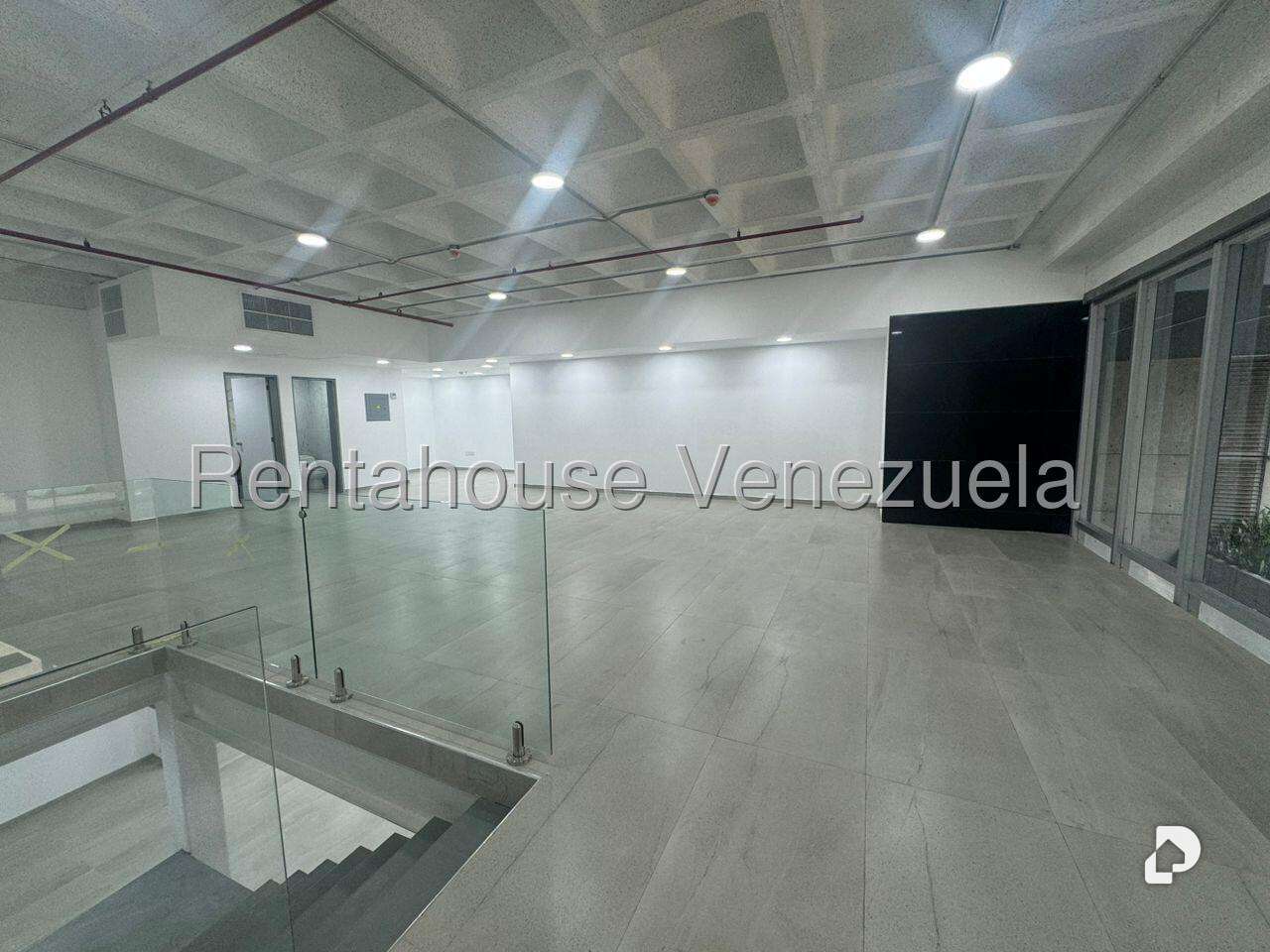 Local comercial en Las Mercedes, Caracas – 15