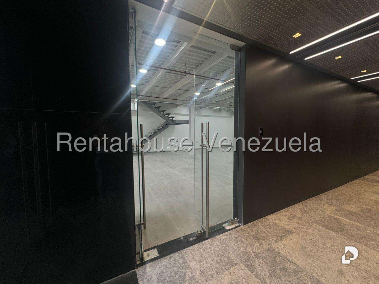 Local comercial en Las Mercedes, Caracas – 4