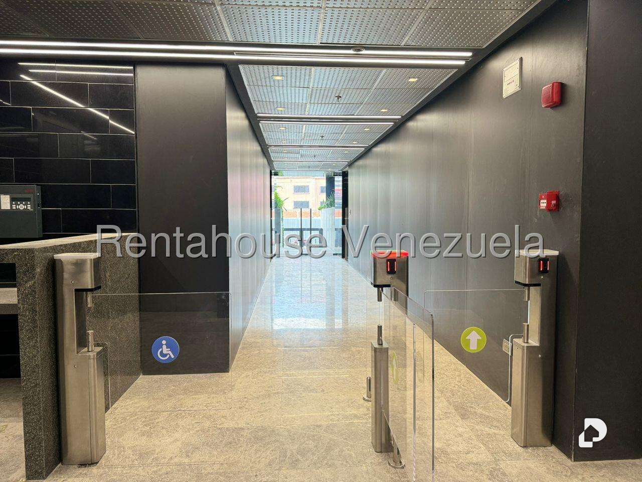 Local comercial en Las Mercedes, Caracas – 21