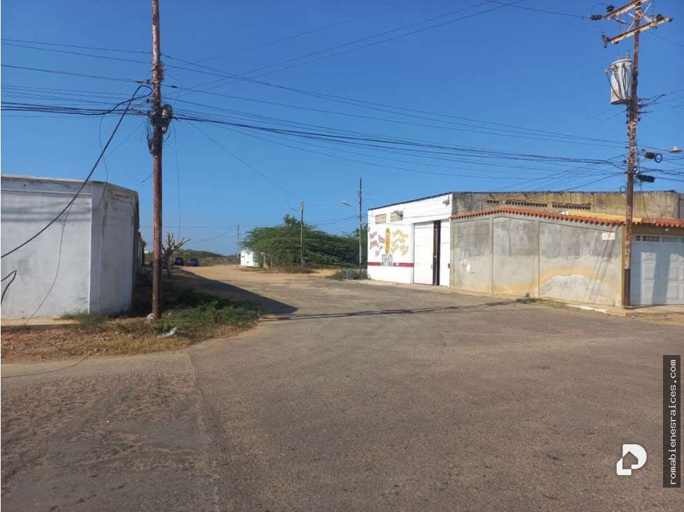Galpón en Puerta Maraven, Punto Fijo – 2