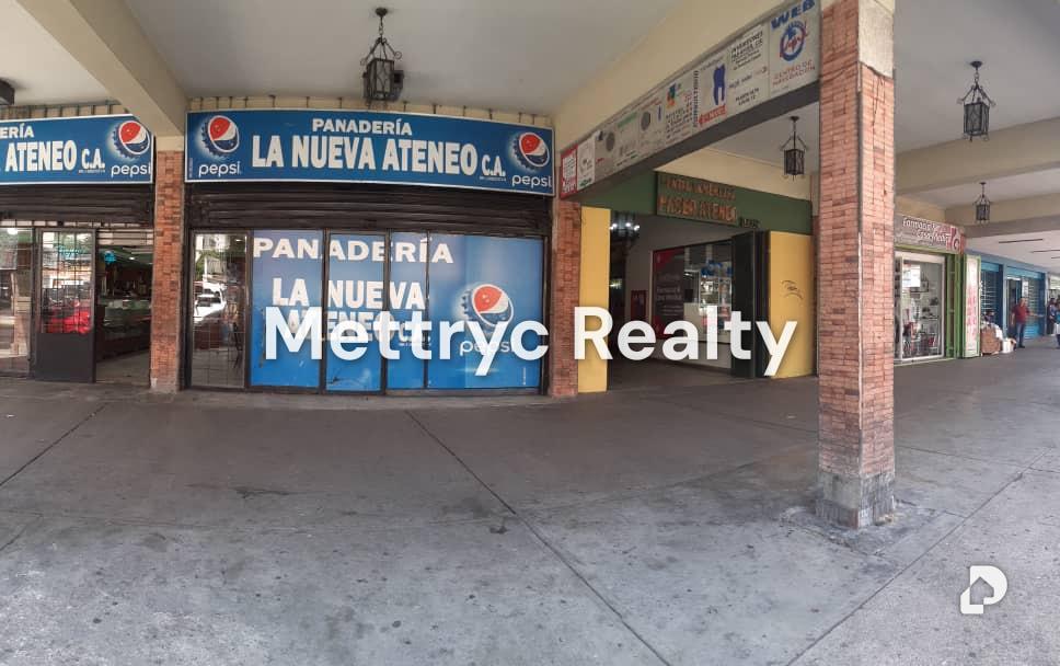Local comercial en Av. Bolívar Norte, Valencia – 1