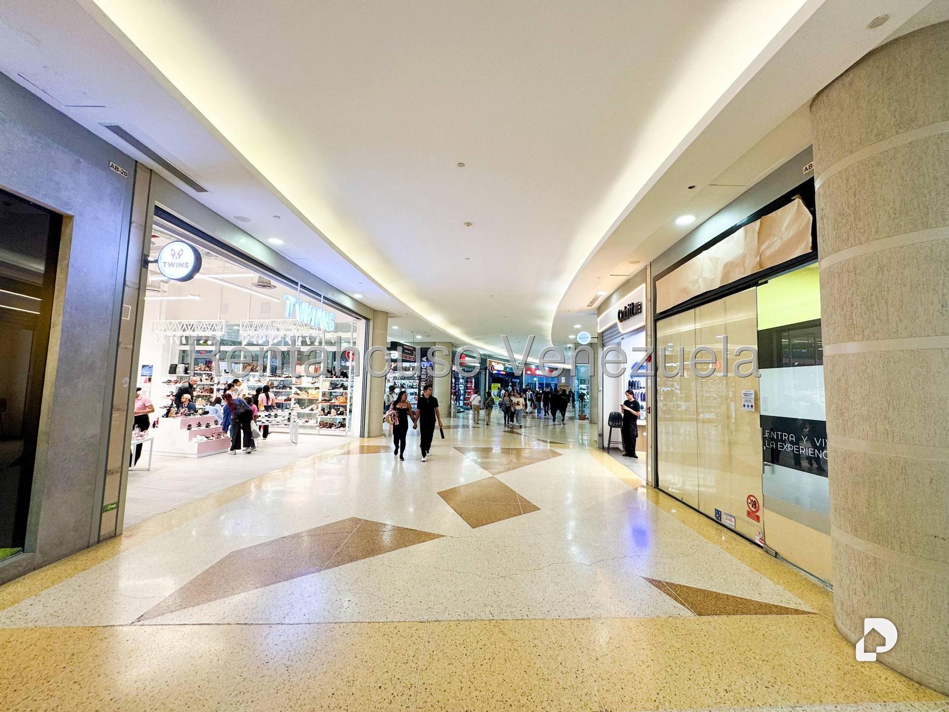 Local comercial en Parroquia La Candelaria, Caracas – 4