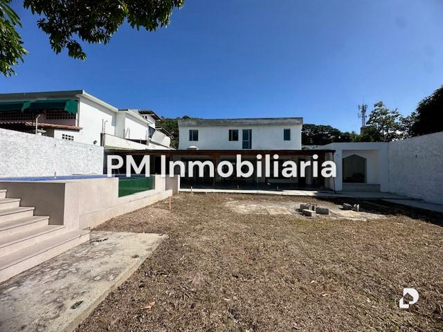 Casa en Cumbres de Curumo, Caracas – 2
