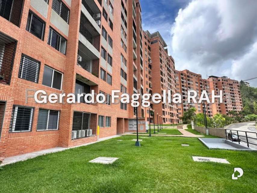 Apartamento en Colinas de La Tahona, Caracas – 1