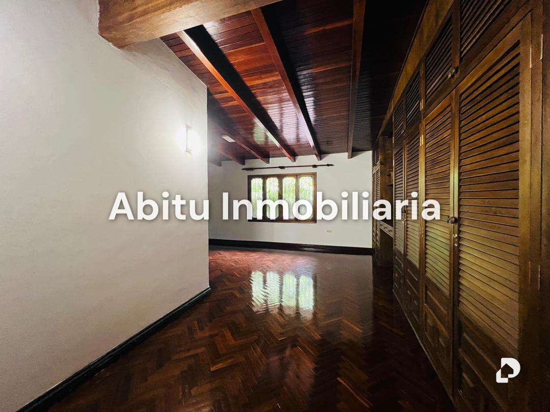 Casa en Country Club, Caracas – 27