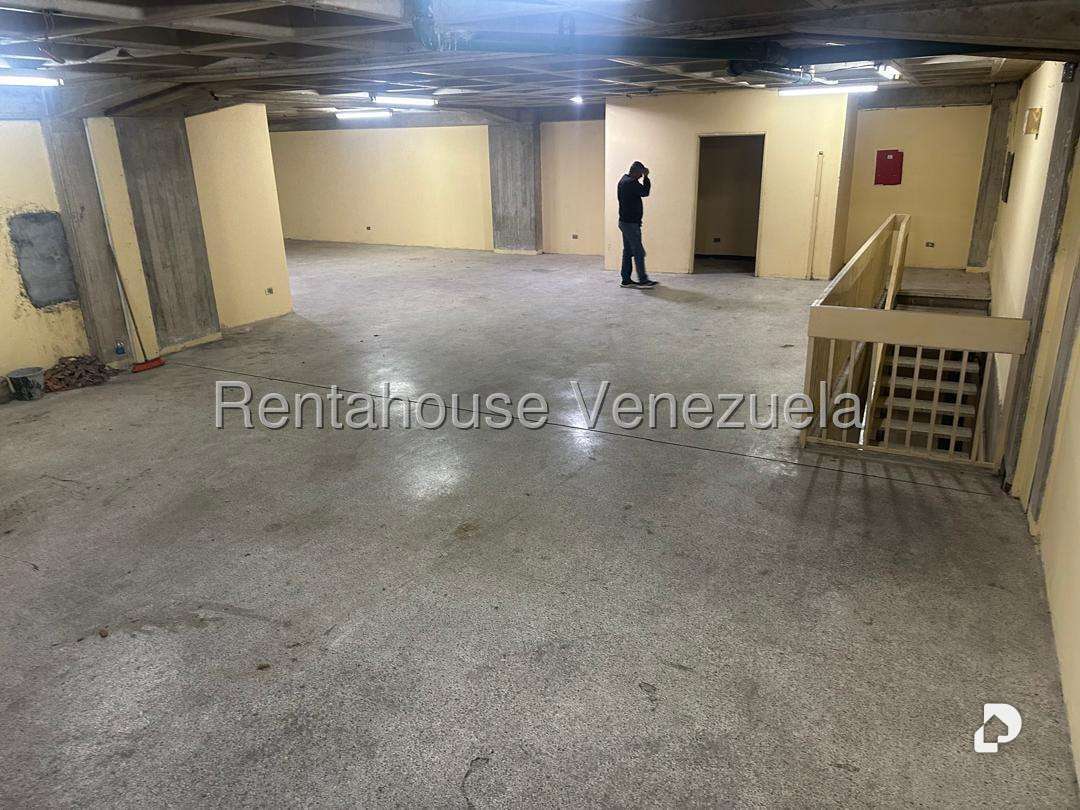 Local comercial en Catia, Caracas – 13