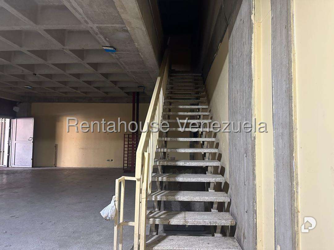 Local comercial en Catia, Caracas – 11