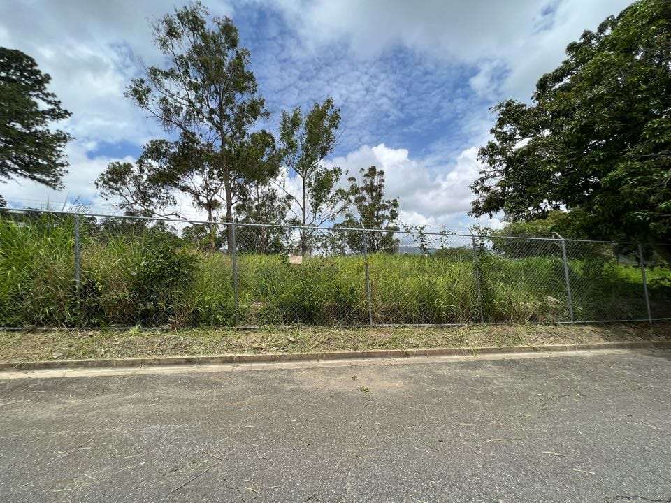 Terreno en Cerro Verde, Caracas - 1