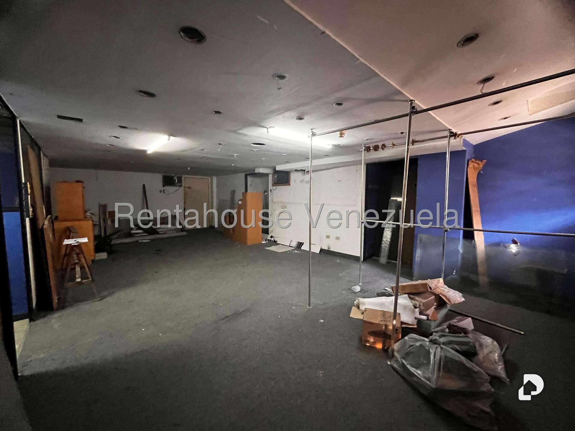 Local comercial en El Llanito, Caracas – 11
