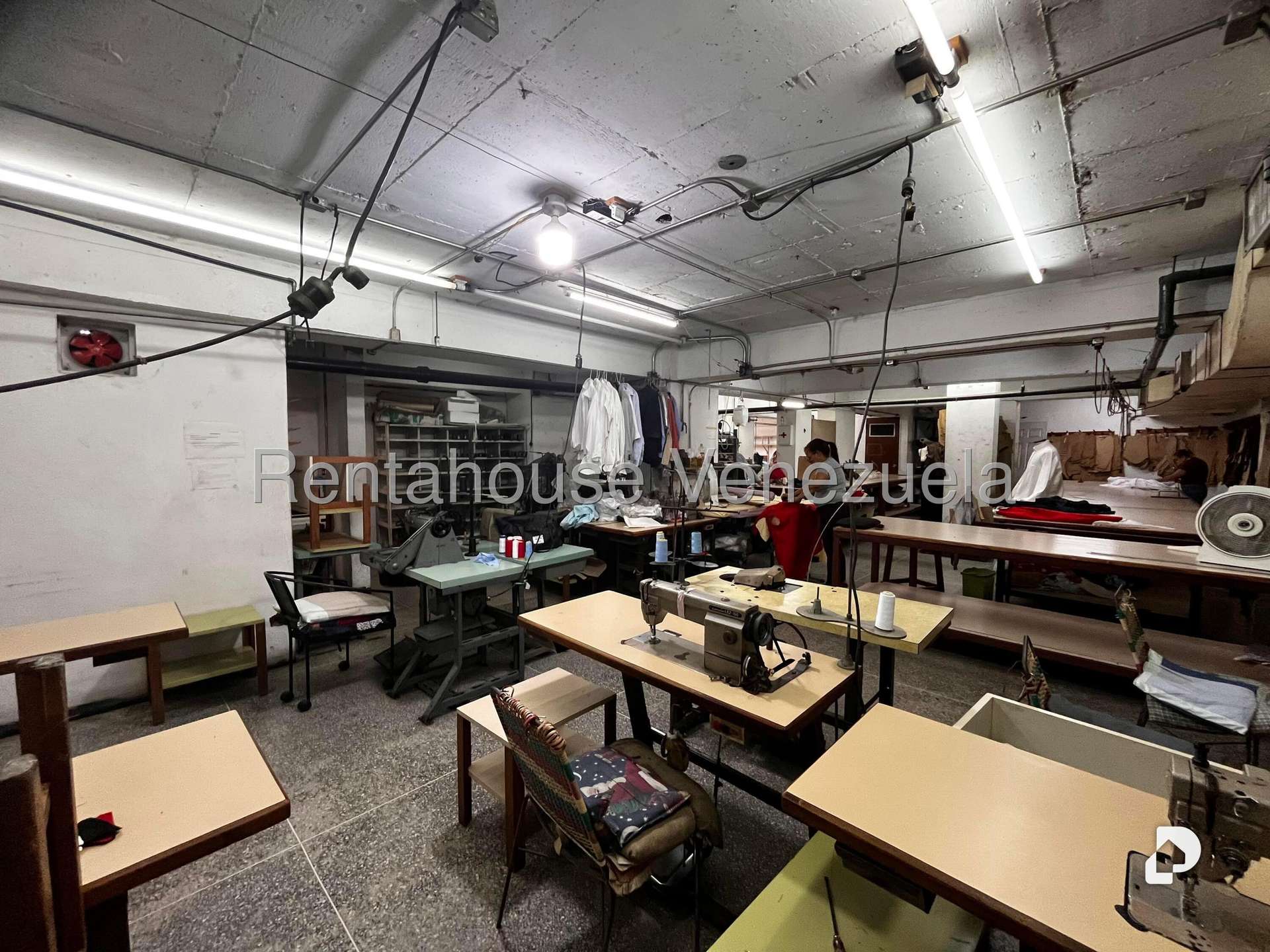 Local comercial en El Llanito, Caracas – 3