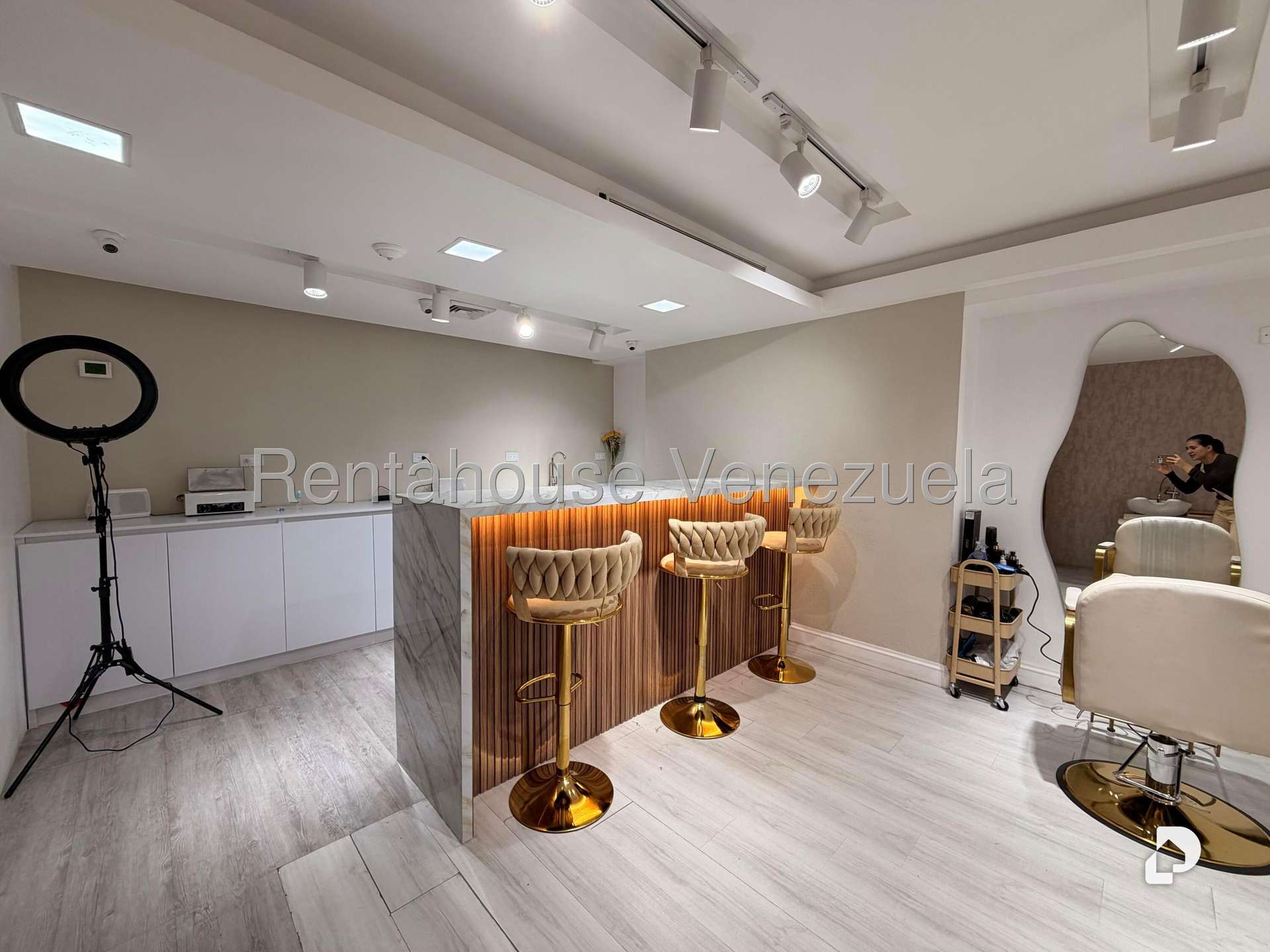 Local comercial en Las Mercedes, Caracas – 14