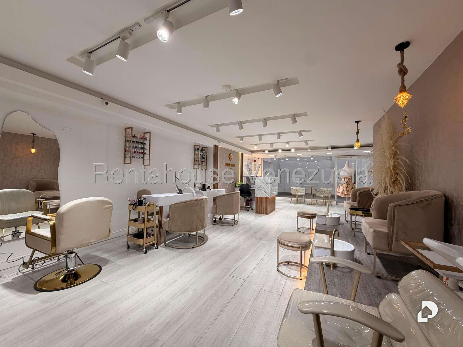 Local comercial en Las Mercedes, Caracas – 8